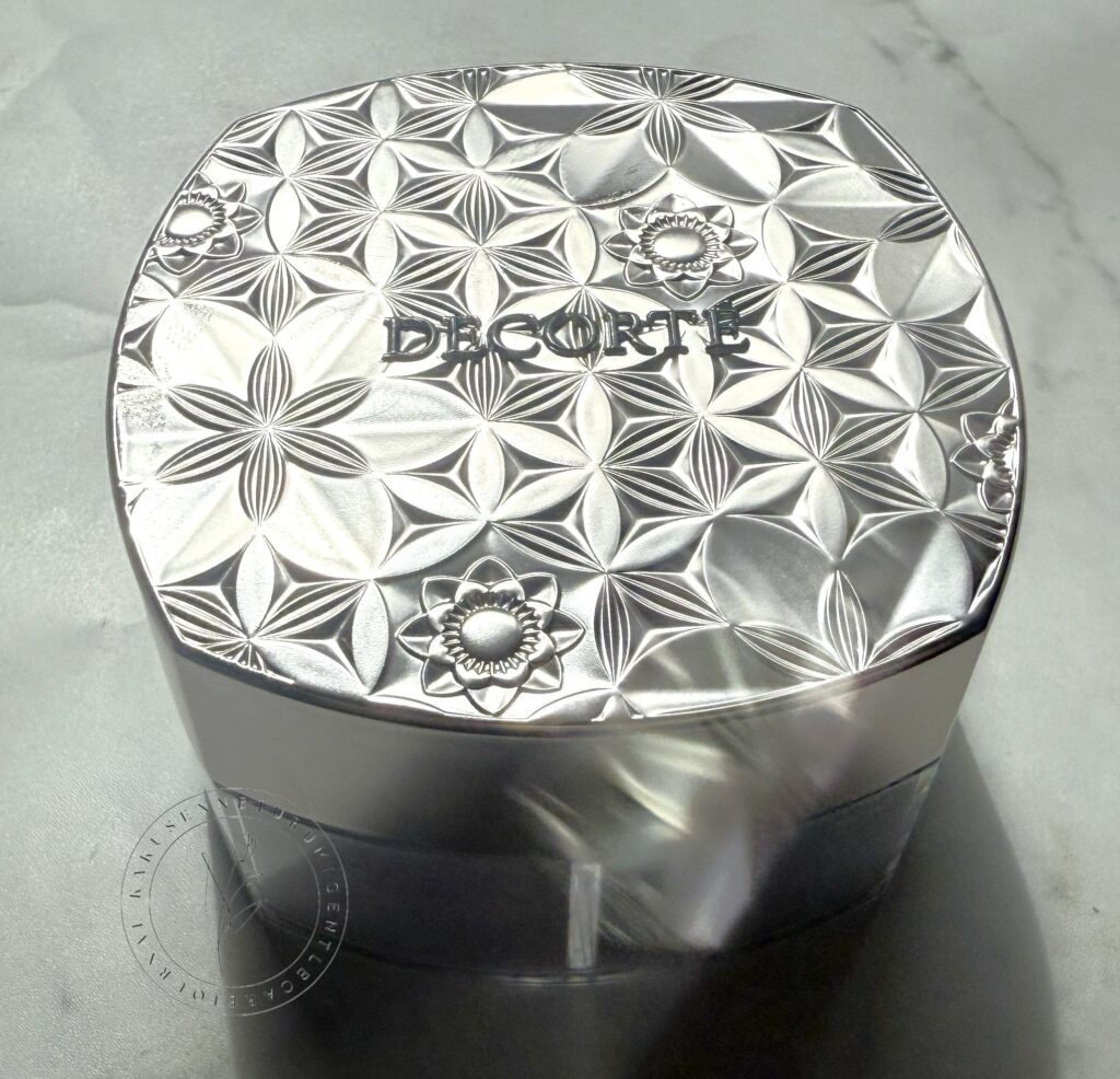 コスメデコルテのルースパウダー101 harmony vei